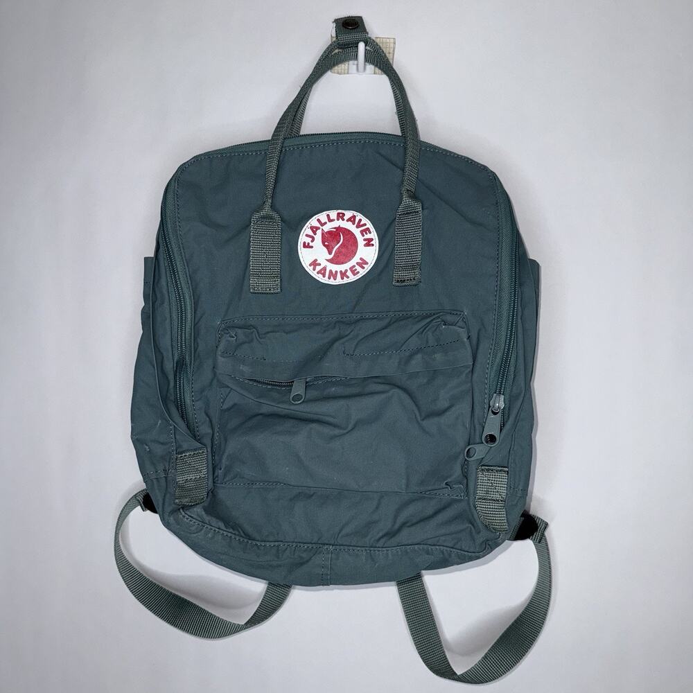 Fjallraven Kånken Mini Everyday Outdoor Backpack Adjustable Green
